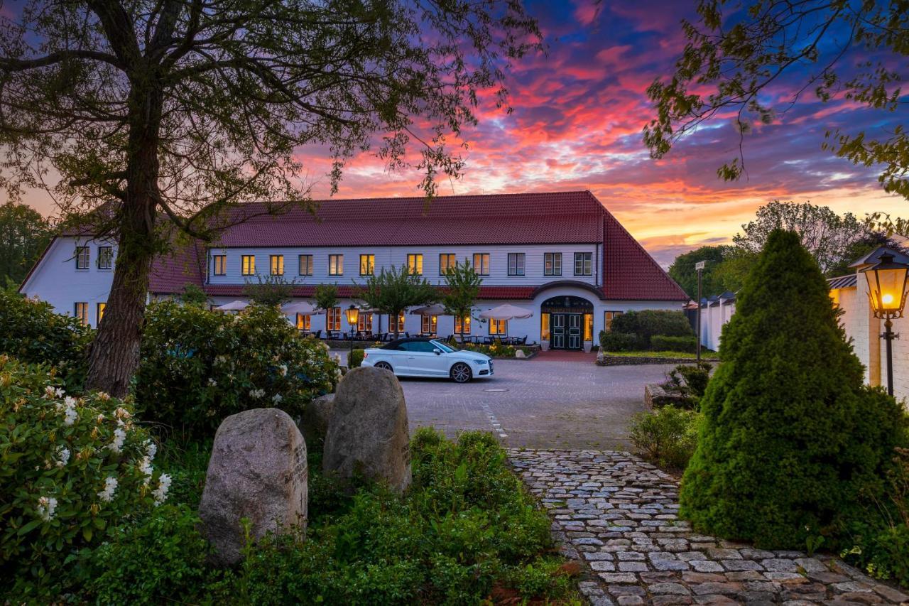 Hotel Historischer Krug Oeversee Buitenkant foto